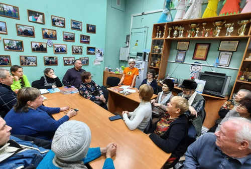 первая презентация книги «Погнали жить»,